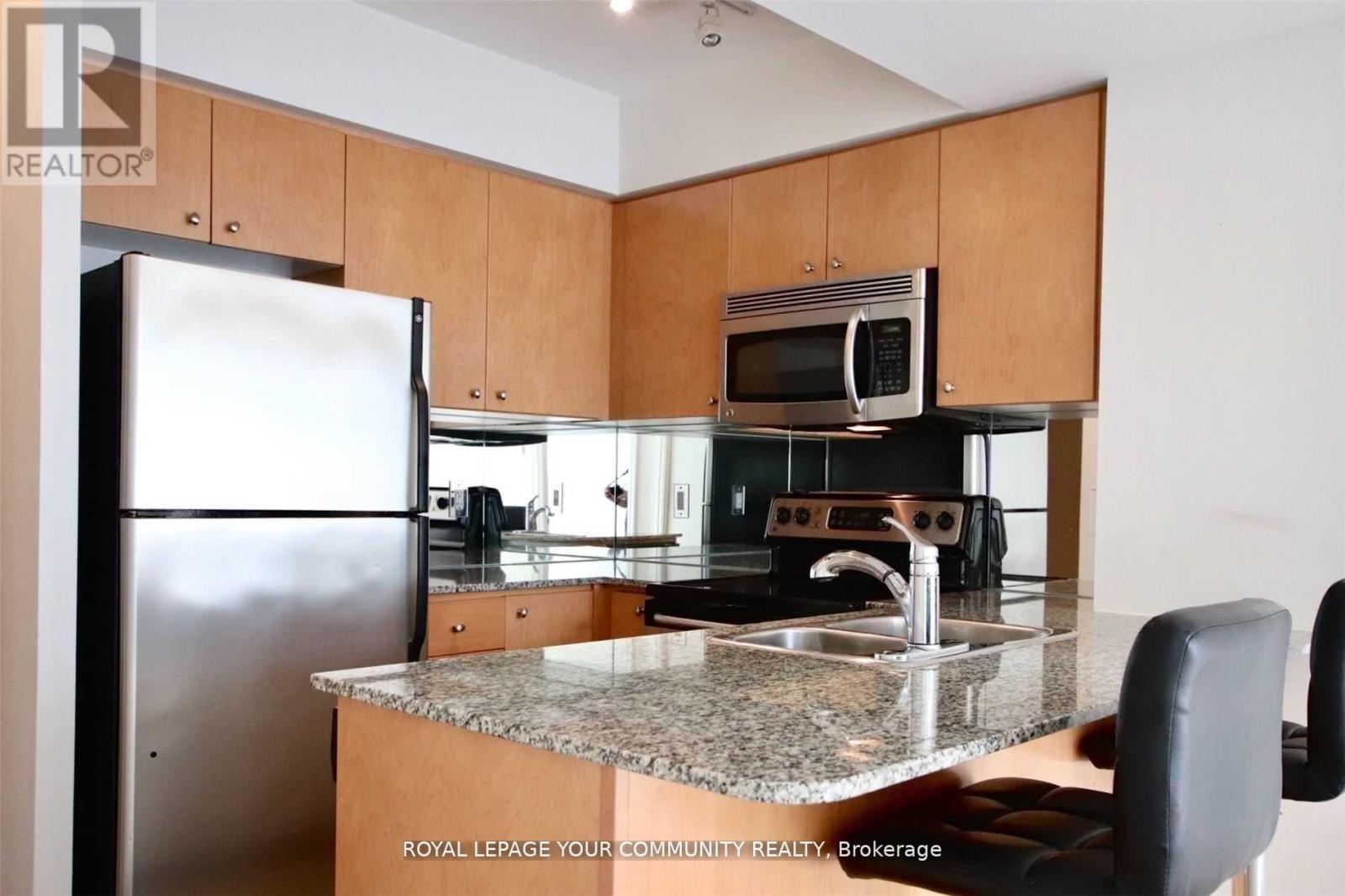 1006 - 8 Scollard Street, Toronto, Ontario  M5R 1M2 - Photo 11 - C12552058