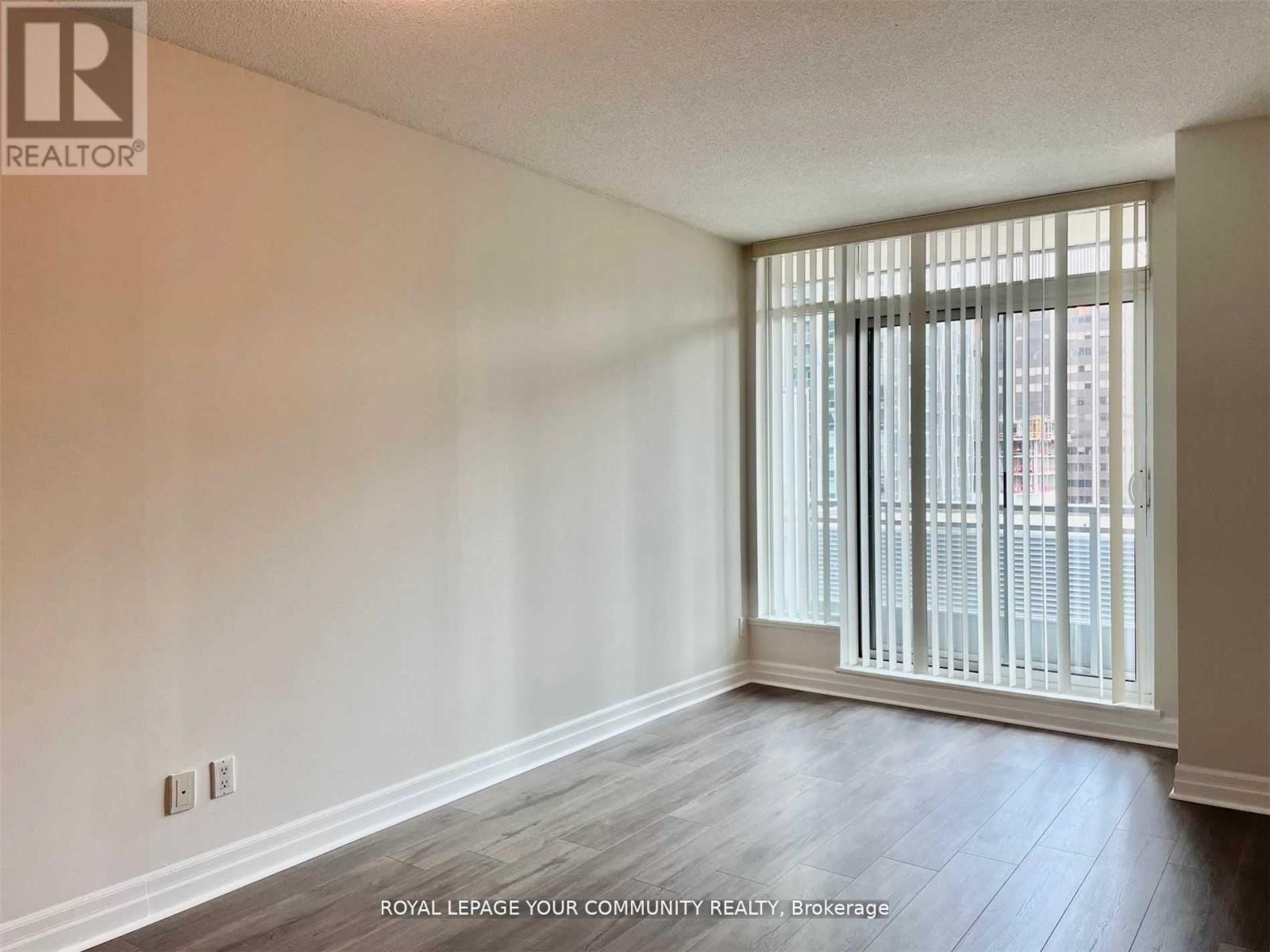 1006 - 8 Scollard Street, Toronto, Ontario  M5R 1M2 - Photo 14 - C12552058