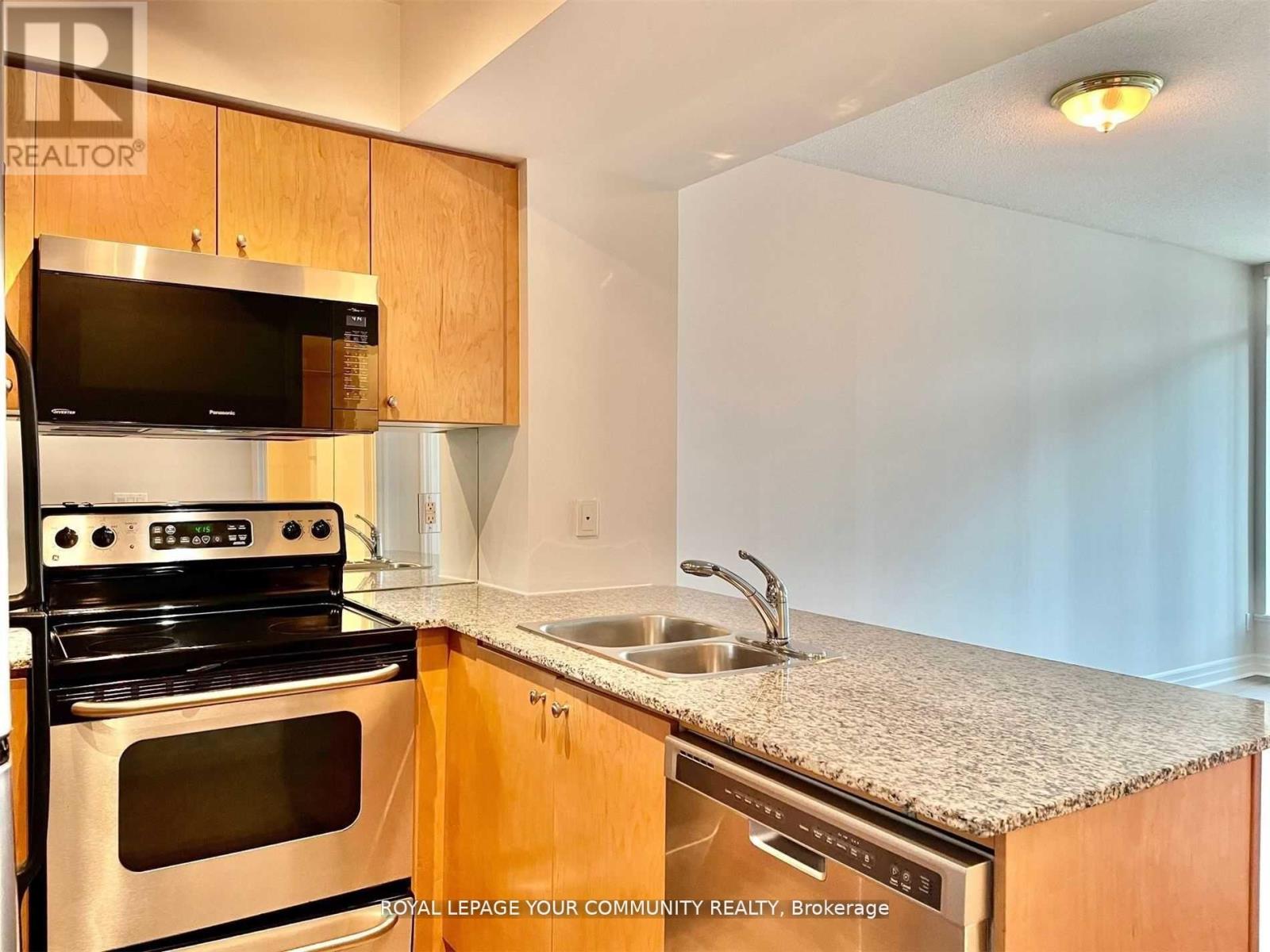 1006 - 8 Scollard Street, Toronto, Ontario  M5R 1M2 - Photo 6 - C12552058