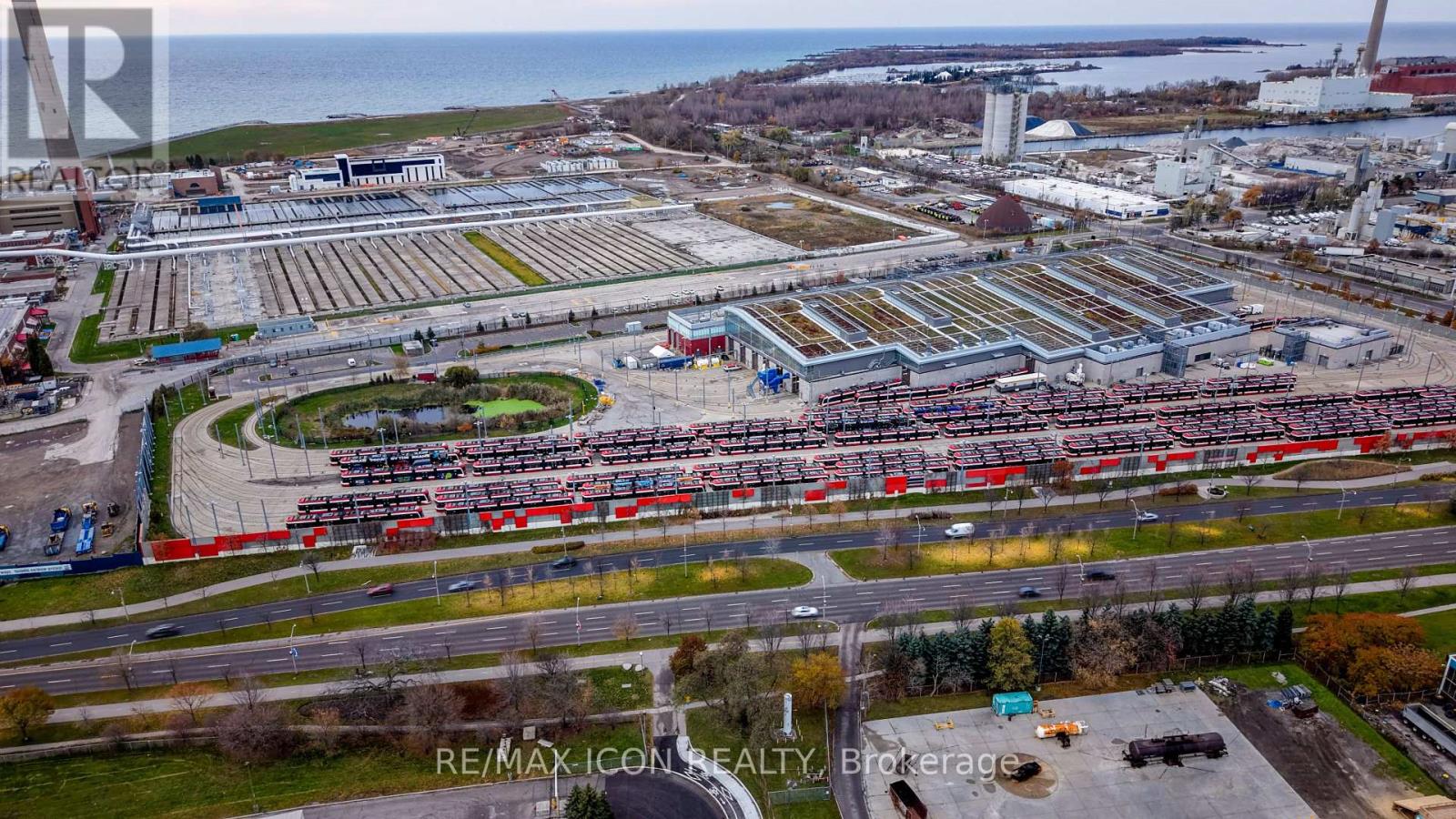 898 Eastern Avenue, Toronto, Ontario  M4L 1A4 - Photo 31 - E12551998