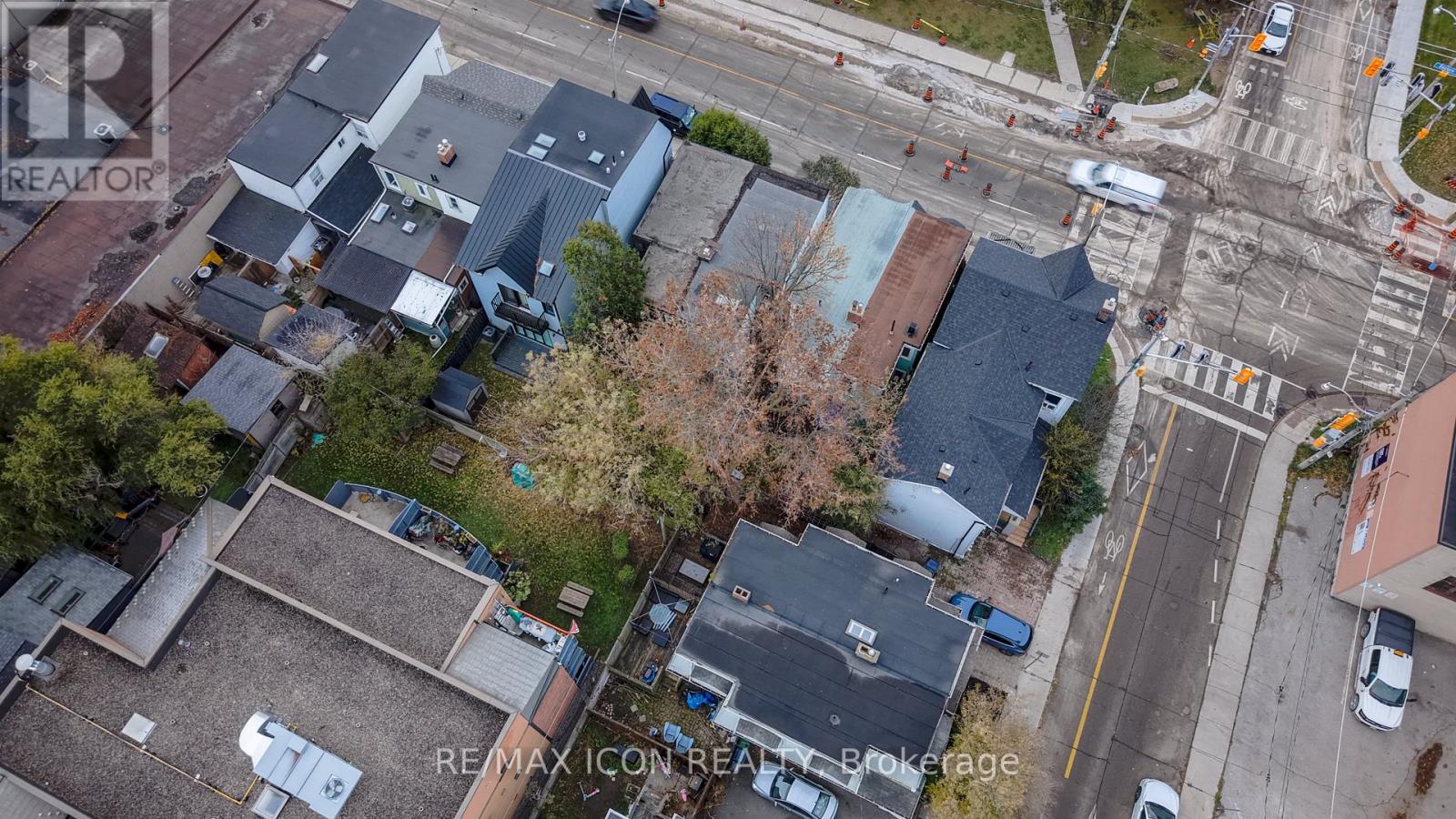 898 Eastern Avenue, Toronto, Ontario  M4L 1A4 - Photo 44 - E12551998