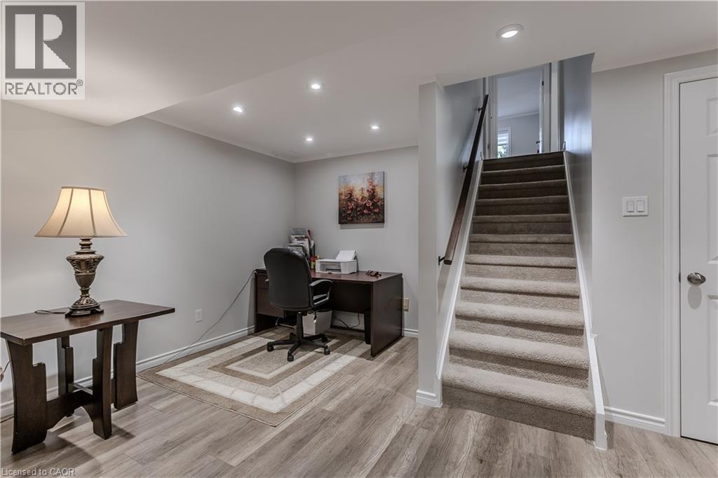 209 Portage Lane, Mount Hope, Ontario  L0R 1W0 - Photo 39 - 40788674