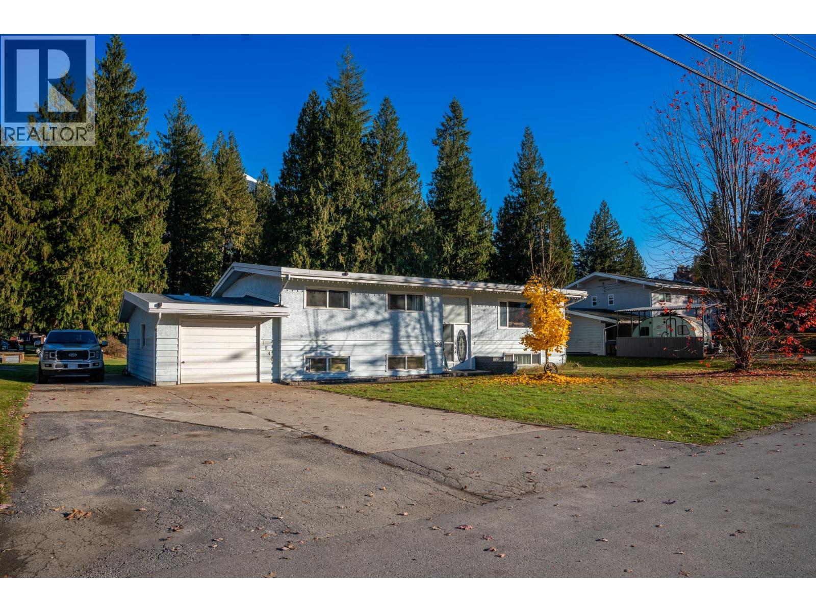 1840 Airport Way,   Revelstoke   V0E2S1