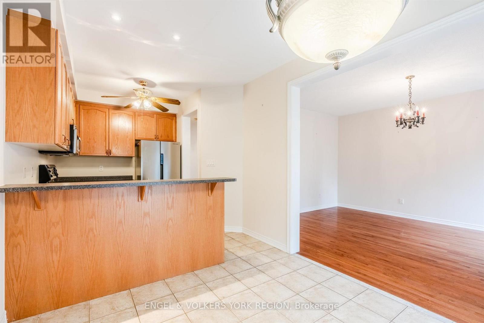 73 Saffron Street, Markham, Ontario  L6E 1Y5 - Photo 16 - N12551986