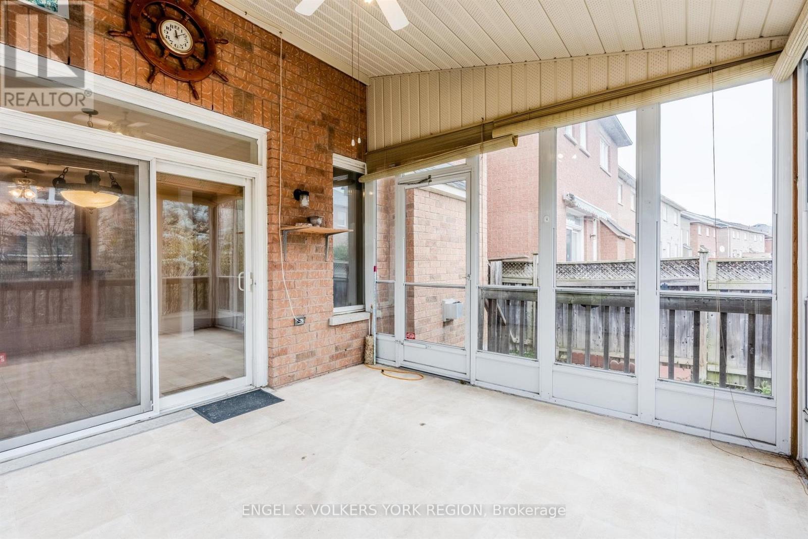 73 Saffron Street, Markham, Ontario  L6E 1Y5 - Photo 19 - N12551986