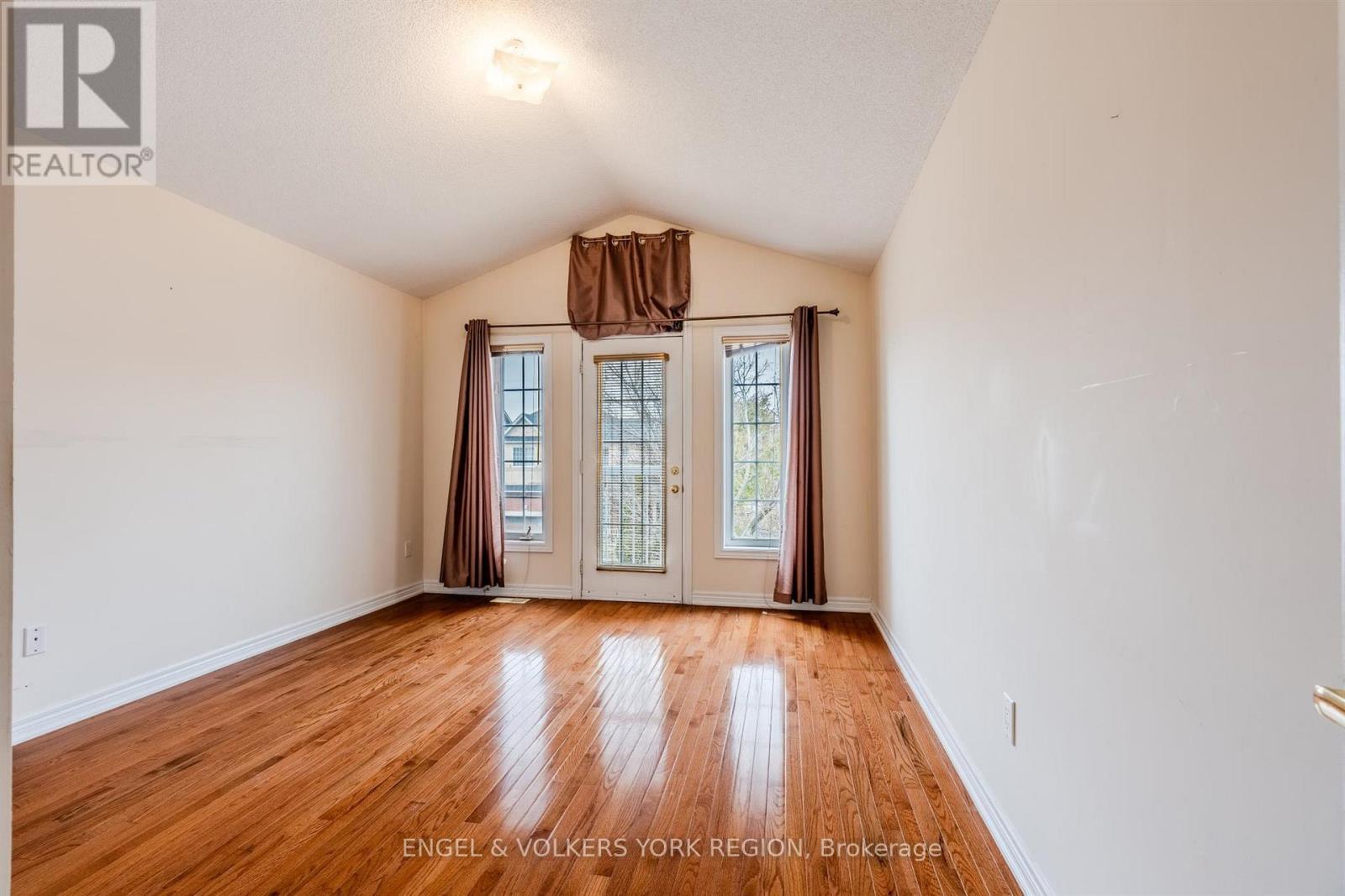 73 Saffron Street, Markham, Ontario  L6E 1Y5 - Photo 30 - N12551986