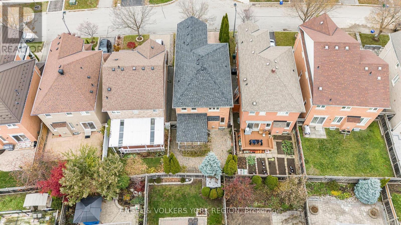 73 Saffron Street, Markham, Ontario  L6E 1Y5 - Photo 42 - N12551986