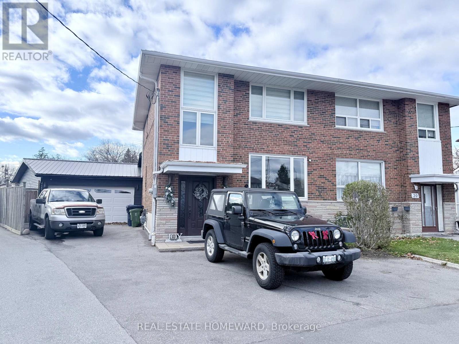 18 WYNDCLIFF CRESCENT, Toronto, Ontario