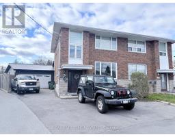 18 WYNDCLIFF CRESCENT, Toronto, Ontario