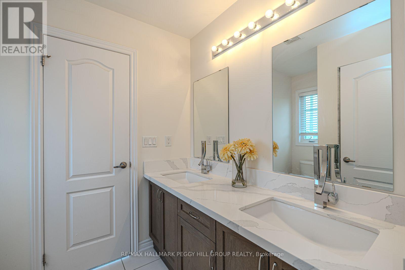 3027 Monarch Drive, Orillia, Ontario  L3V 8K3 - Photo 15 - S12552050