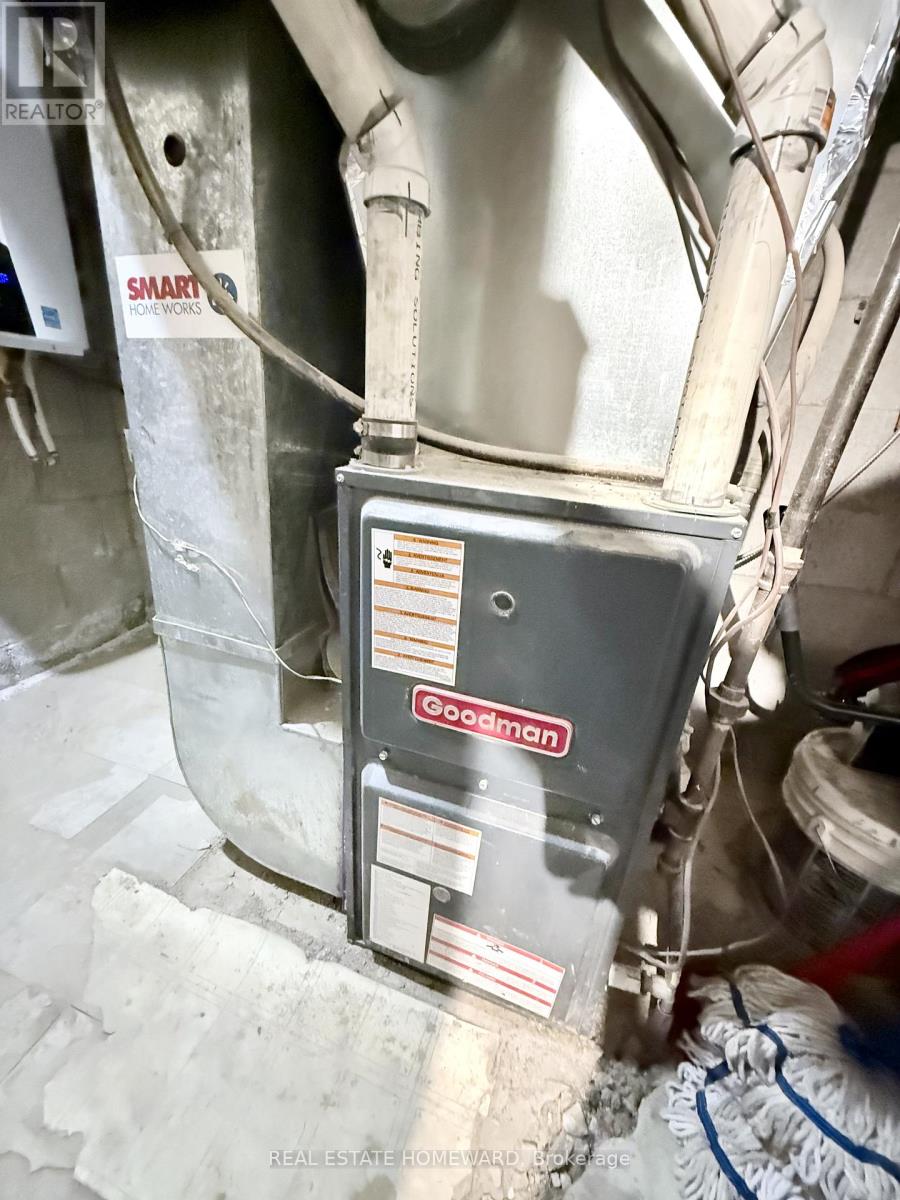 18 Wyndcliff Crescent, Toronto, Ontario  M4A 2K1 - Photo 42 - C12548804