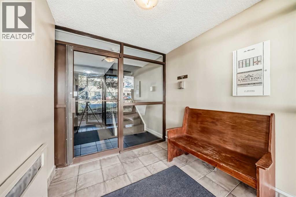 210, 1001 68 Avenue Sw, Calgary, Alberta  T2V 4X1 - Photo 3 - A2265746