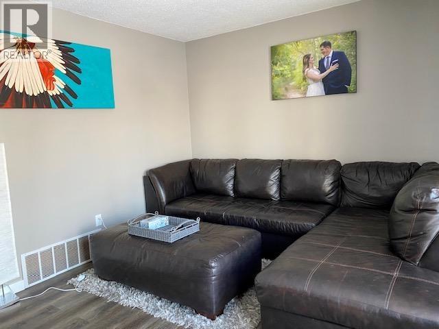 14 5320 Mountainview Drive, Fort Nelson, British Columbia  V0C 1R0 - Photo 4 - R2957393