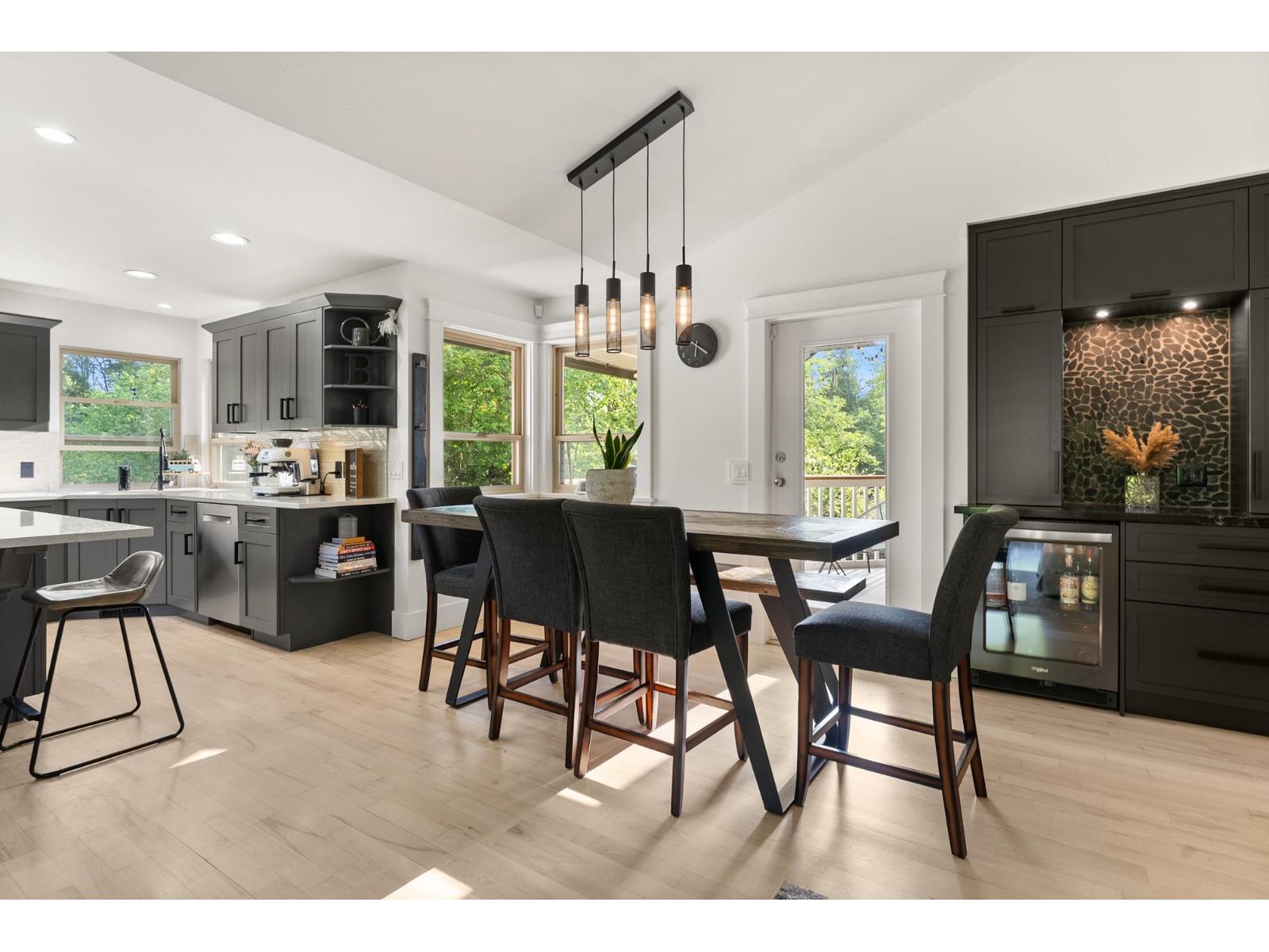 9773 208 Street, Langley, British Columbia  V1M 3Y3 - Photo 11 - R3062523