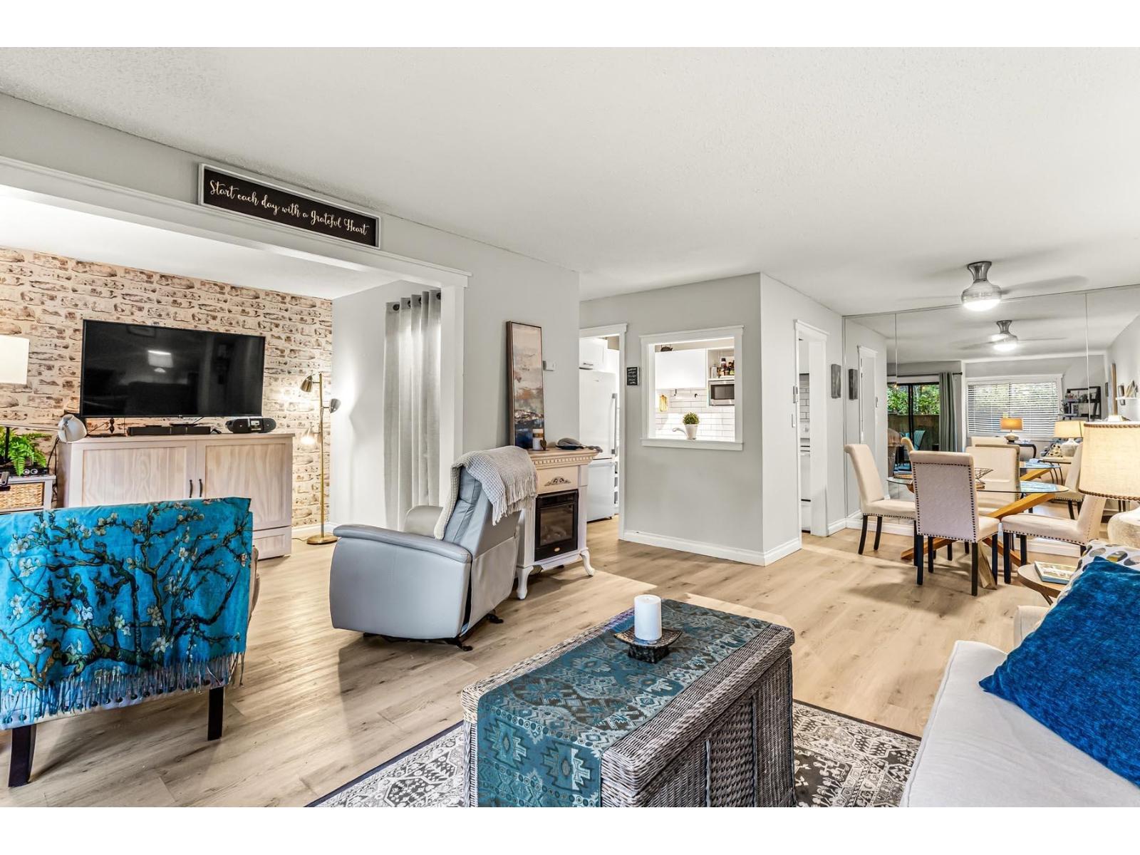 103 1555 Fir Street, White Rock, British Columbia  V4B 4B6 - Photo 6 - R3060791