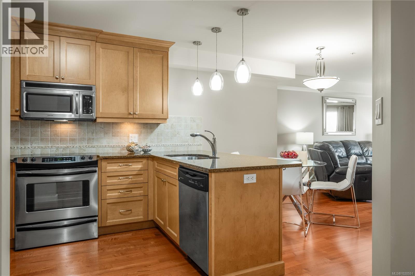 212 6728 Dickinson Rd, Nanaimo, British Columbia  V9T 1T3 - Photo 14 - 1020551