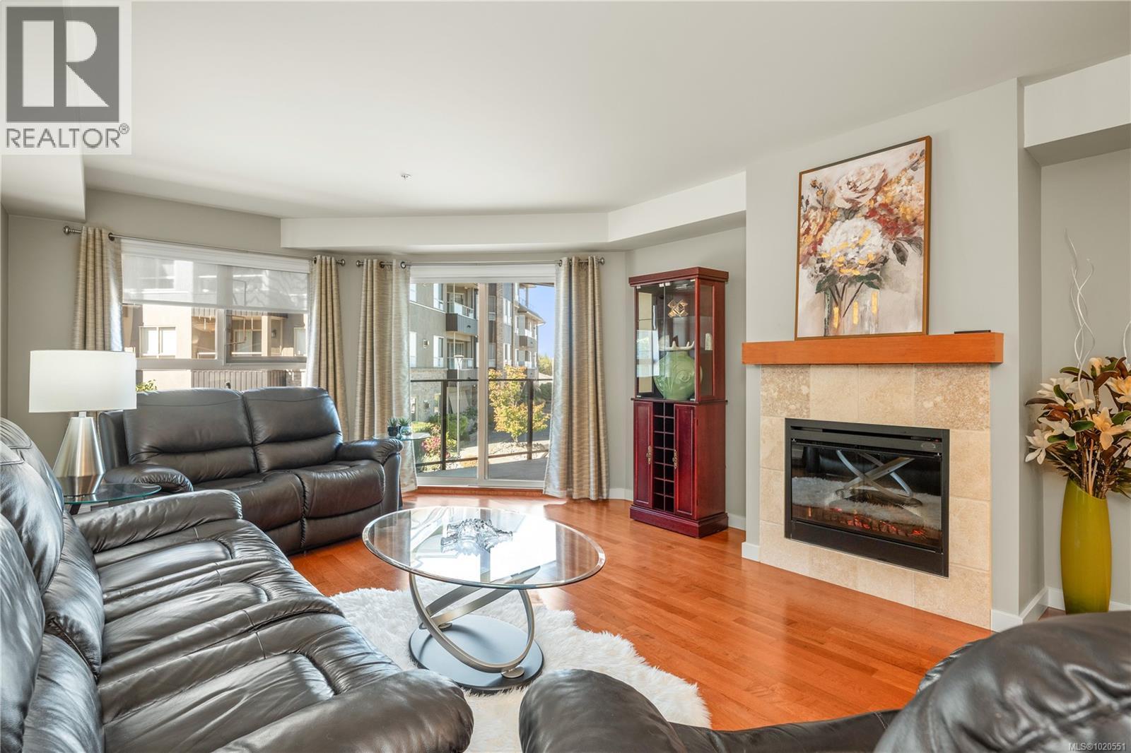 212 6728 Dickinson Rd, Nanaimo, British Columbia  V9T 1T3 - Photo 4 - 1020551