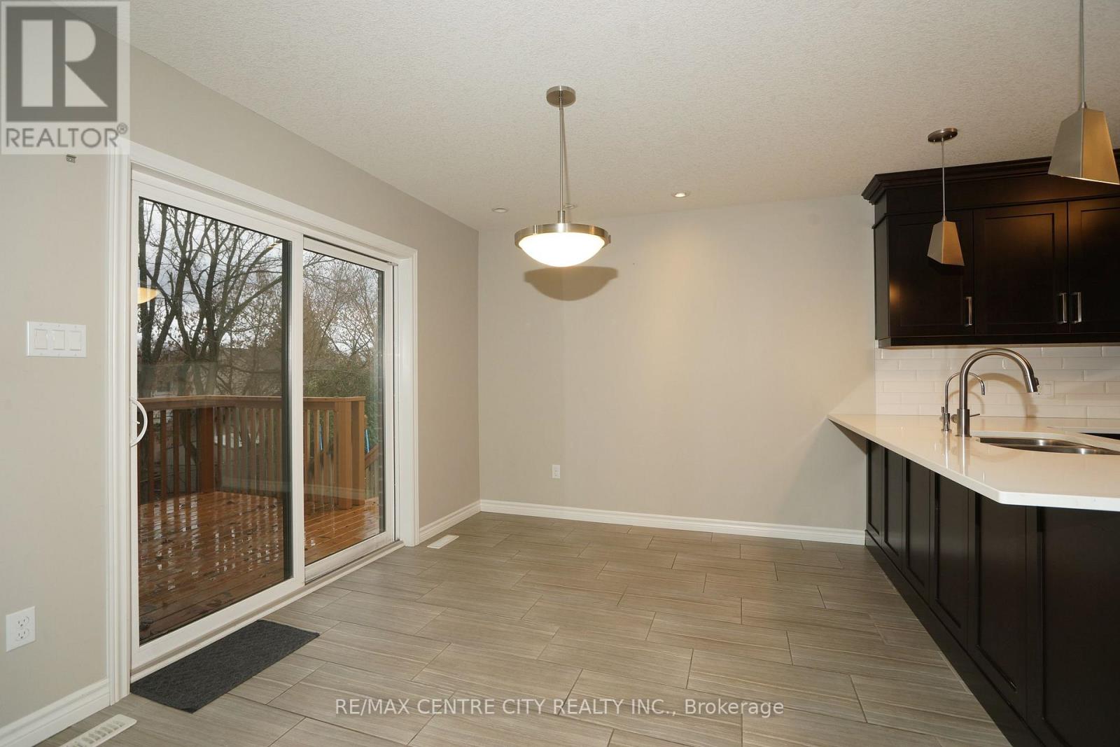 1509 Horseshoe Crescent, London North, Ontario  N5X 0L4 - Photo 13 - X12552180