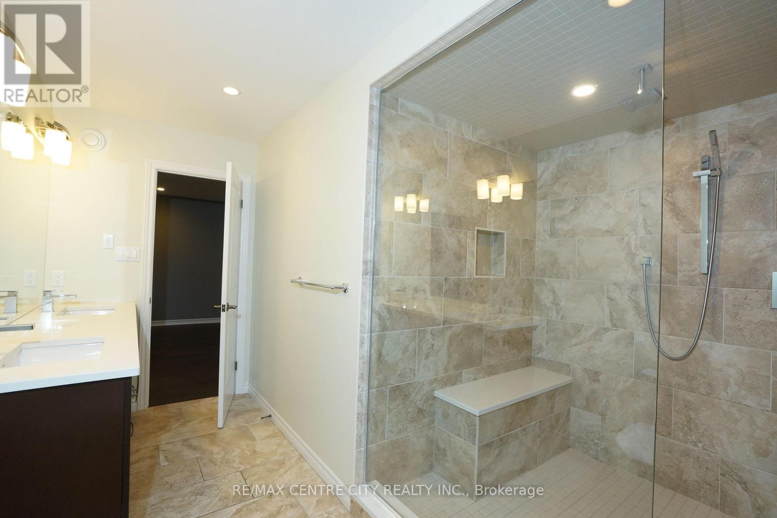 1509 Horseshoe Crescent, London North, Ontario  N5X 0L4 - Photo 20 - X12552180