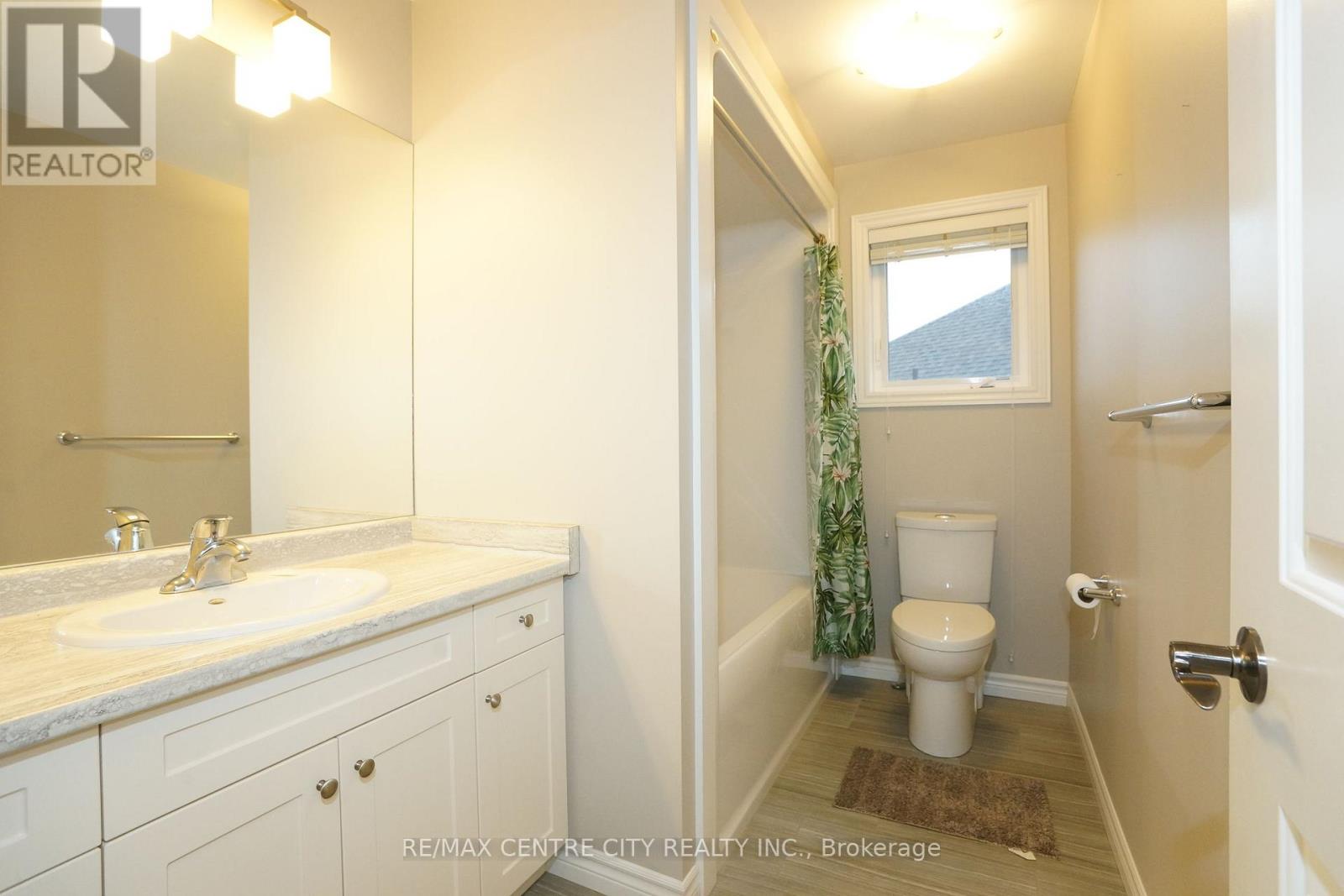 1509 Horseshoe Crescent, London North, Ontario  N5X 0L4 - Photo 23 - X12552180