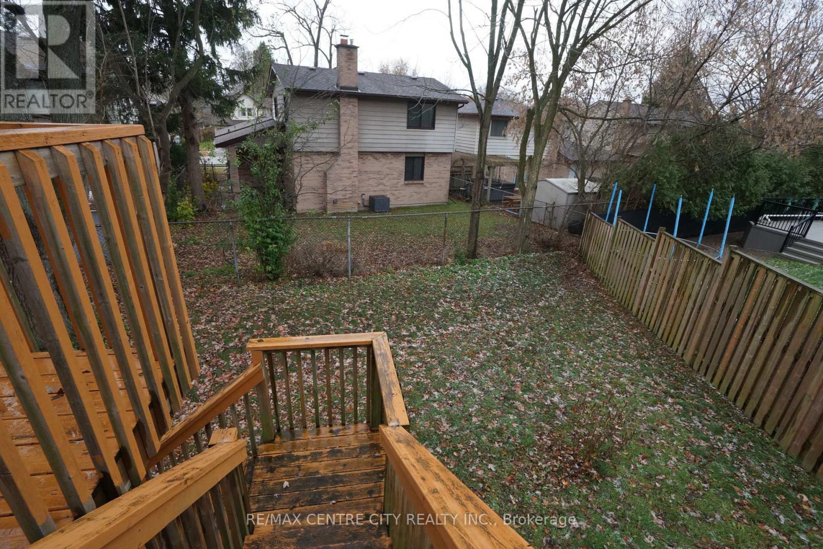 1509 Horseshoe Crescent, London North, Ontario  N5X 0L4 - Photo 34 - X12552180