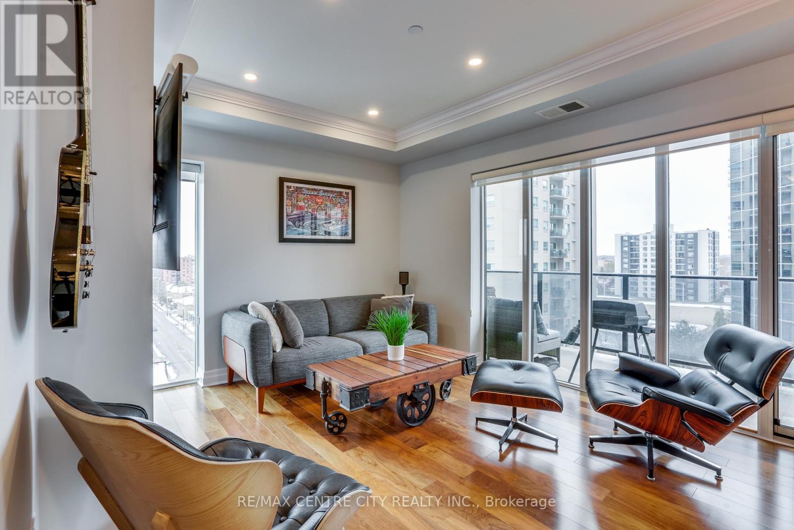 1004 - 505 Talbot Street, London East, Ontario N6A 2N6 - Photo 25 - X12552228