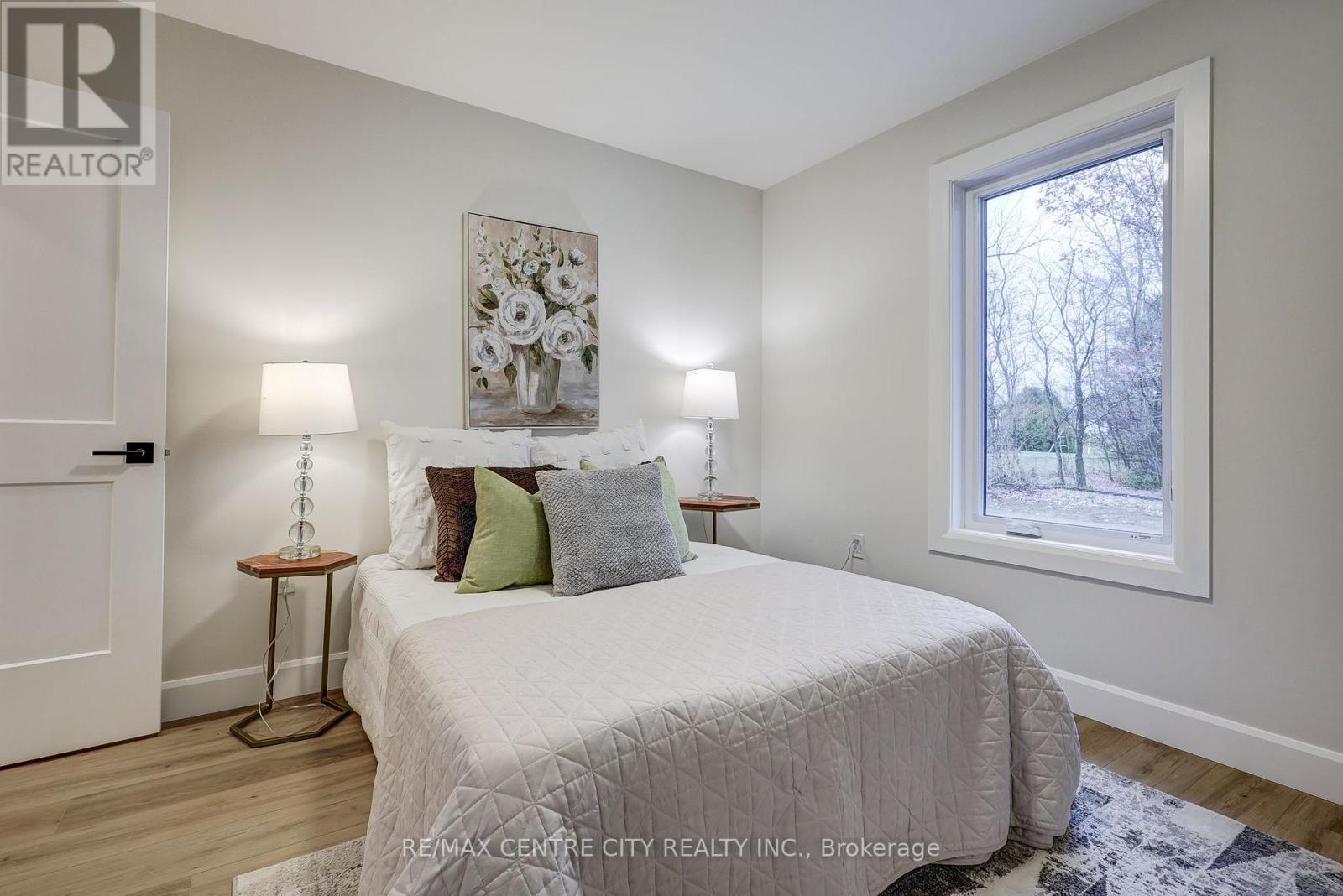 56081 Maverick Court, Bayham, Ontario  N0J 1Y0 - Photo 11 - X12552244