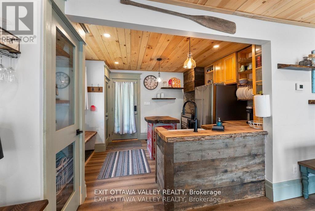 303 Gervais Road, Whitewater Region, Ontario  K0J 2L0 - Photo 15 - X12552288