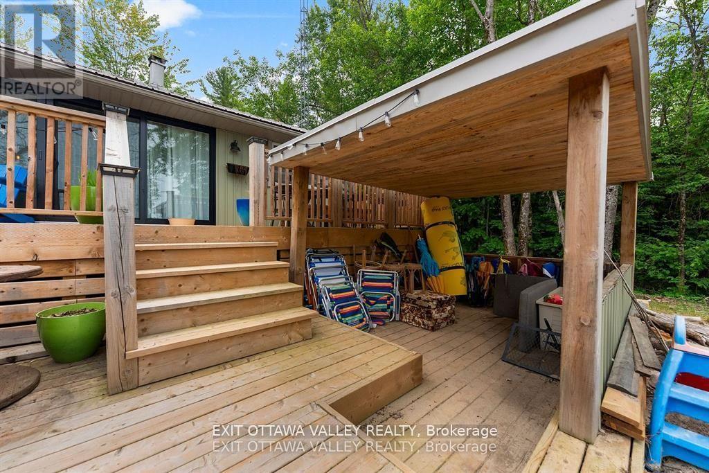 303 Gervais Road, Whitewater Region, Ontario  K0J 2L0 - Photo 25 - X12552288