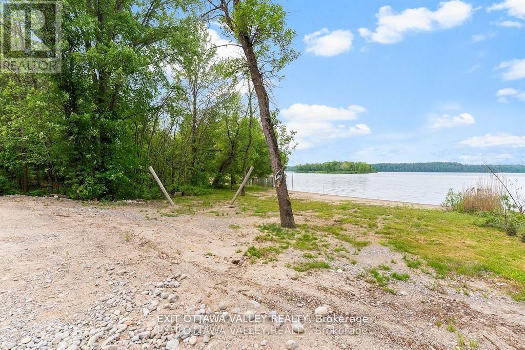 303 Gervais Road, Whitewater Region, Ontario  K0J 2L0 - Photo 34 - X12552288