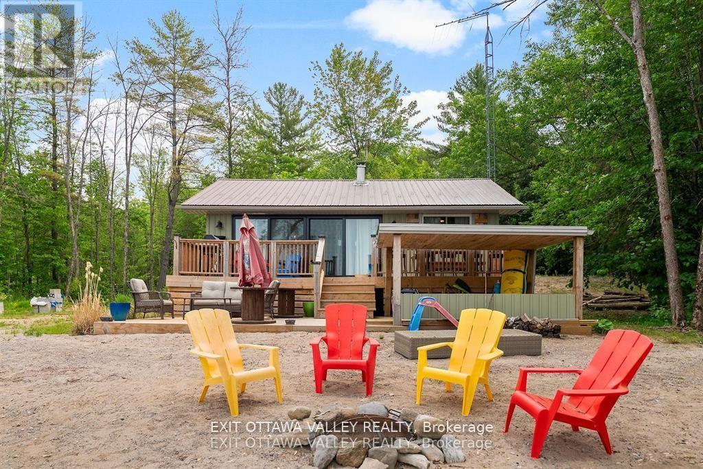 303 Gervais Road, Whitewater Region, Ontario  K0J 2L0 - Photo 5 - X12552288