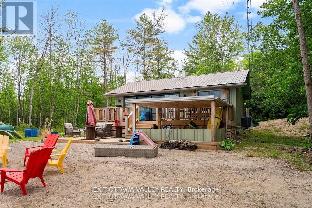 303 Gervais Road, Whitewater Region, Ontario  K0J 2L0 - Photo 6 - X12552288