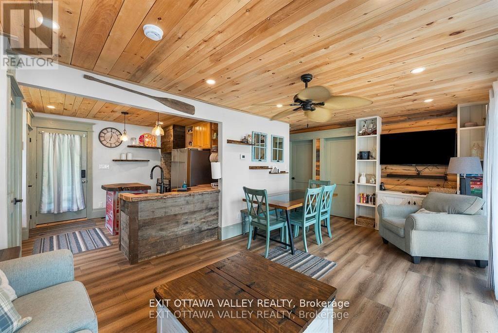 303 Gervais Road, Whitewater Region, Ontario  K0J 2L0 - Photo 9 - X12552288