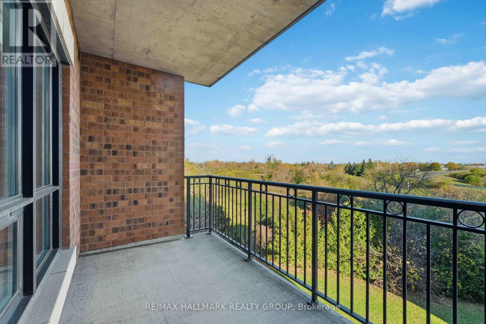 320 - 905 Beauparc Private, Ottawa, Ontario K1J 0A2 - Photo 24 - X12552162