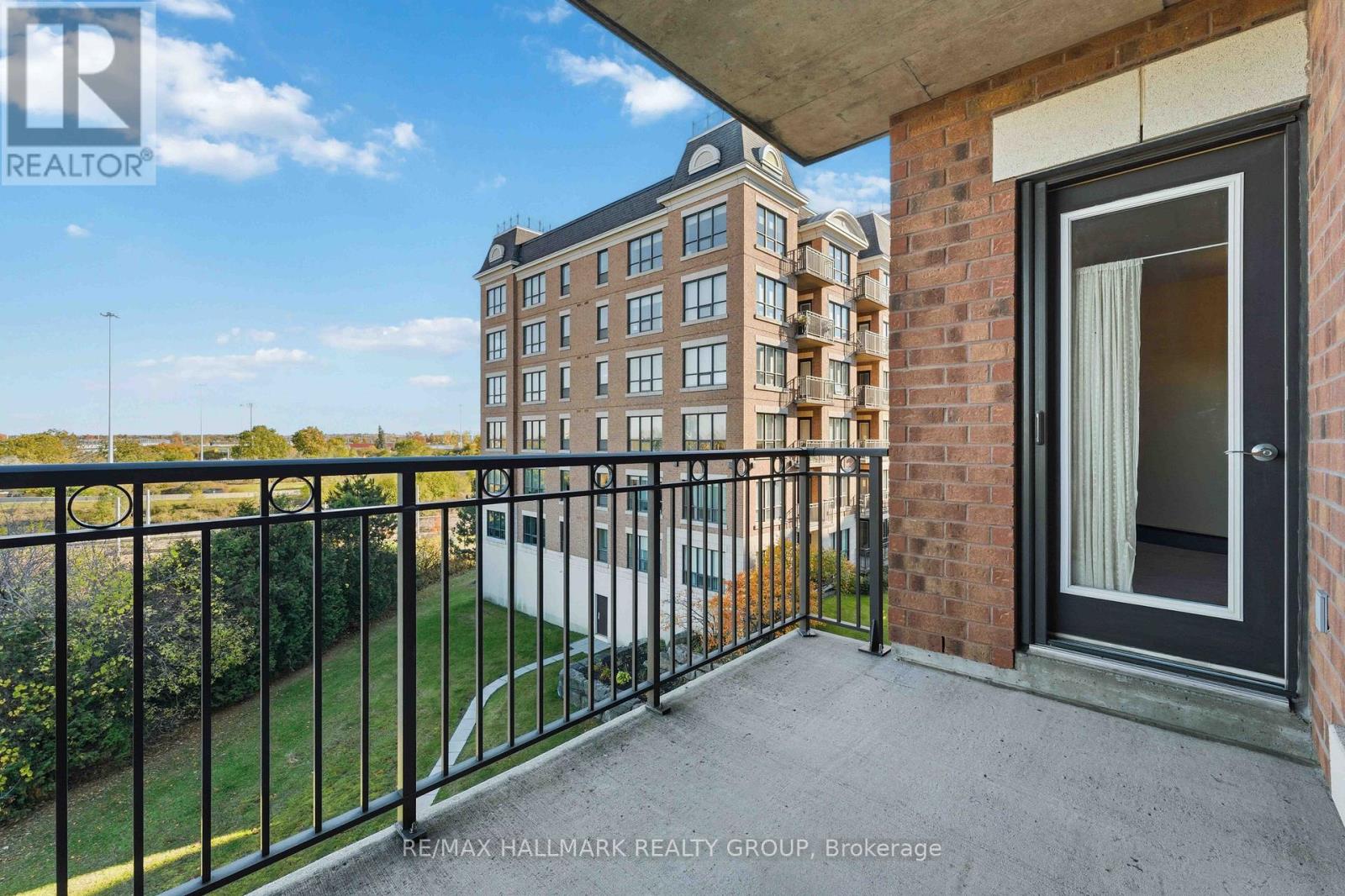 320 - 905 Beauparc Private, Ottawa, Ontario K1J 0A2 - Photo 27 - X12552162