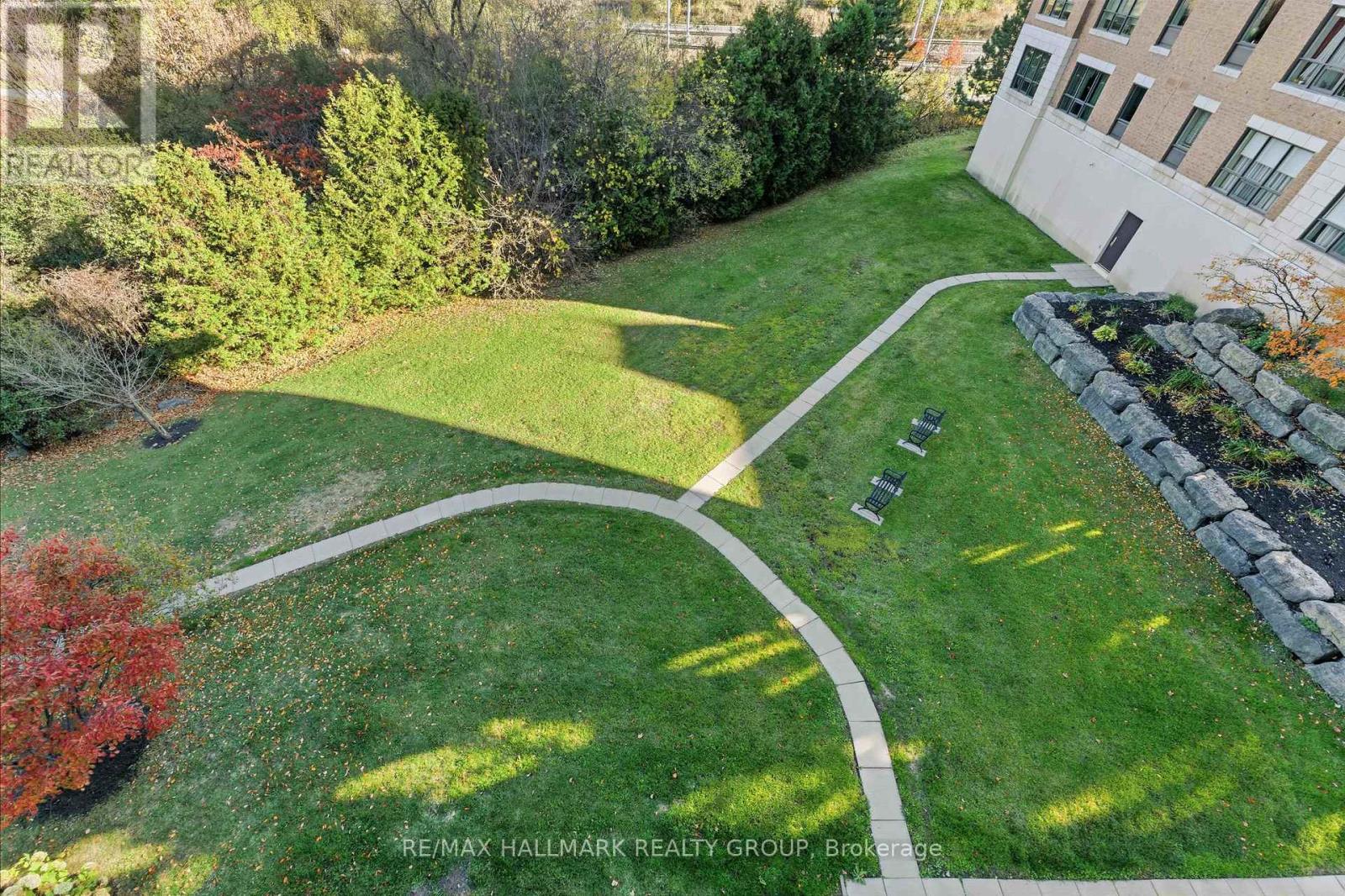 320 - 905 Beauparc Private, Ottawa, Ontario  K1J 0A2 - Photo 31 - X12552162