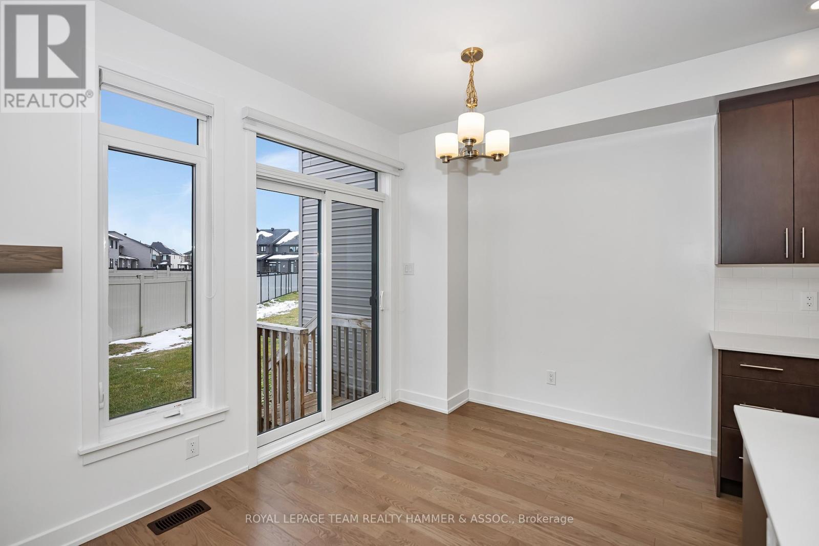 4007 Jockvale Road, Ottawa, Ontario  K2J 6Y8 - Photo 10 - X12552190