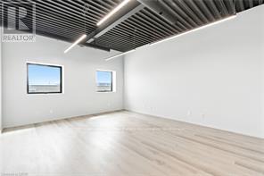 206 - 1232 Northside Road, Burlington, Ontario  L7M 1H6 - Photo 2 - W12551990