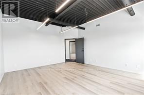 206 - 1232 Northside Road, Burlington, Ontario  L7M 1H6 - Photo 3 - W12551990