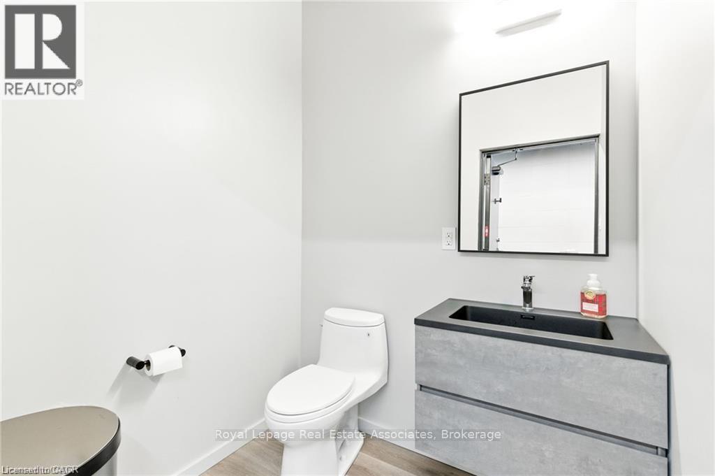 205 - 1232 Northside Road, Burlington, Ontario  L7M 1H6 - Photo 15 - W12552002