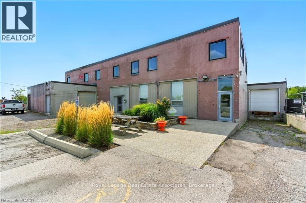 205 - 1232 Northside Road, Burlington, Ontario  L7M 1H6 - Photo 7 - W12552002