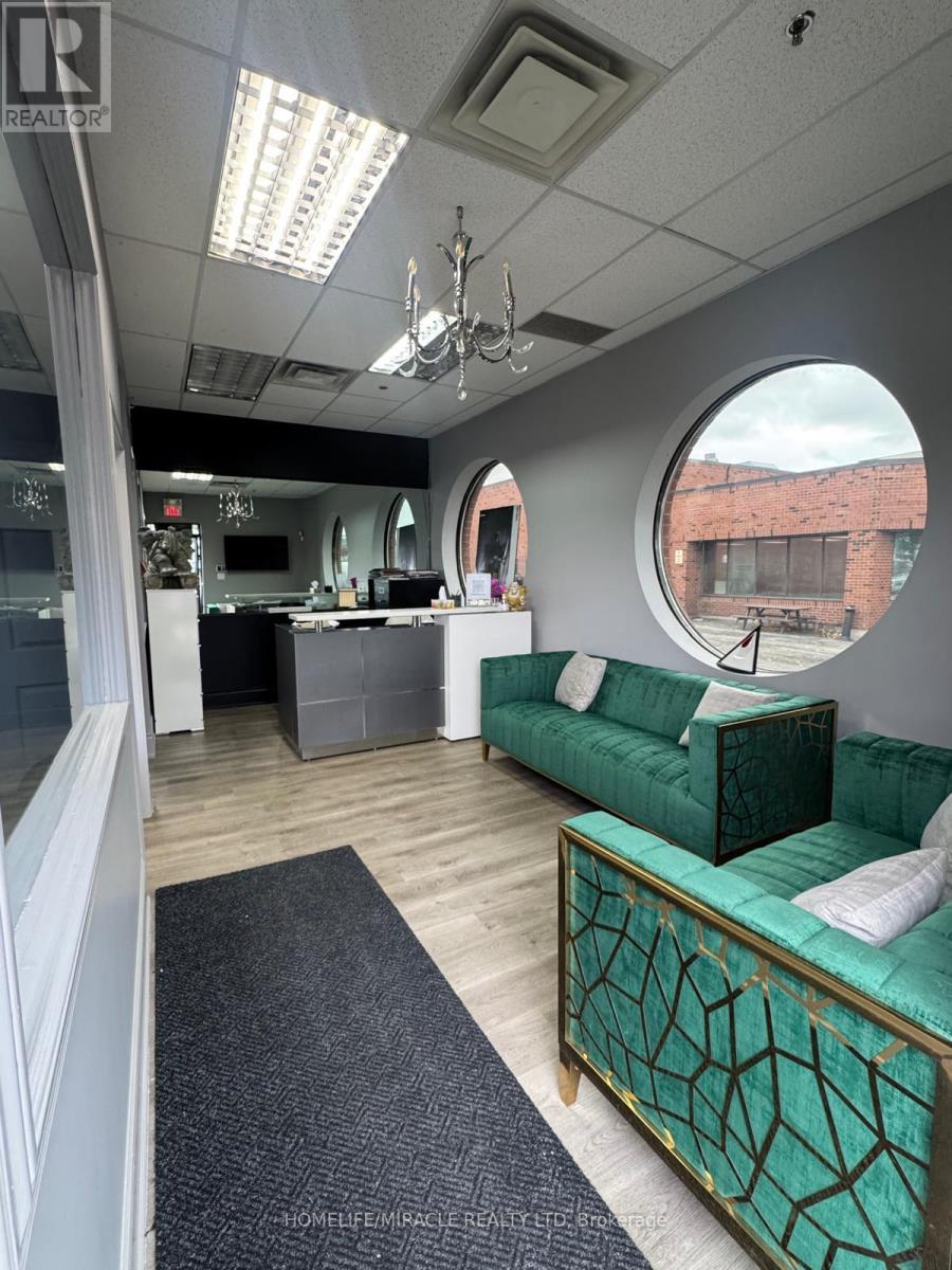 17 - 6985 Davand Drive, Mississauga, Ontario  L5T 1Y7 - Photo 3 - W12552018