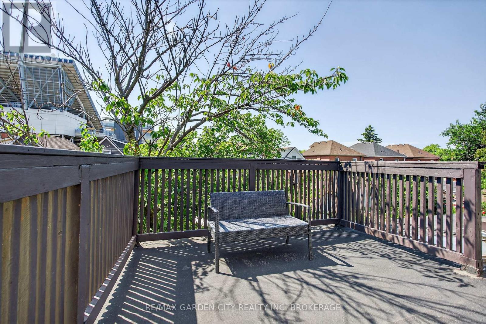 133 Connaught Avenue N, Hamilton, Ontario L8L 6Z2 - Photo 26 - X12552280