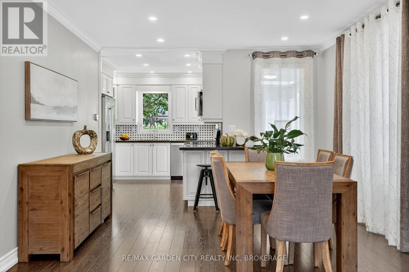 133 Connaught Avenue N, Hamilton, Ontario L8L 6Z2 - Photo 6 - X12552280