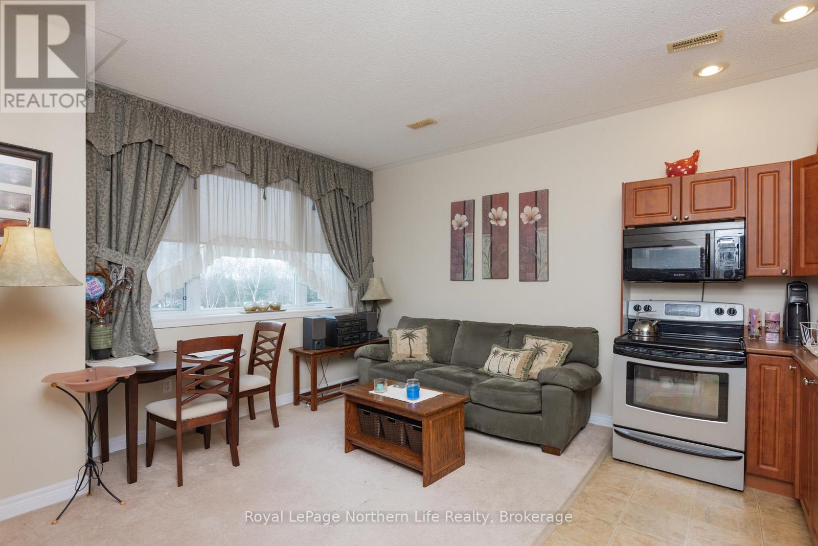 18 Killare Street, North Bay, Ontario P1A 4J2 - Photo 34 - X12552188