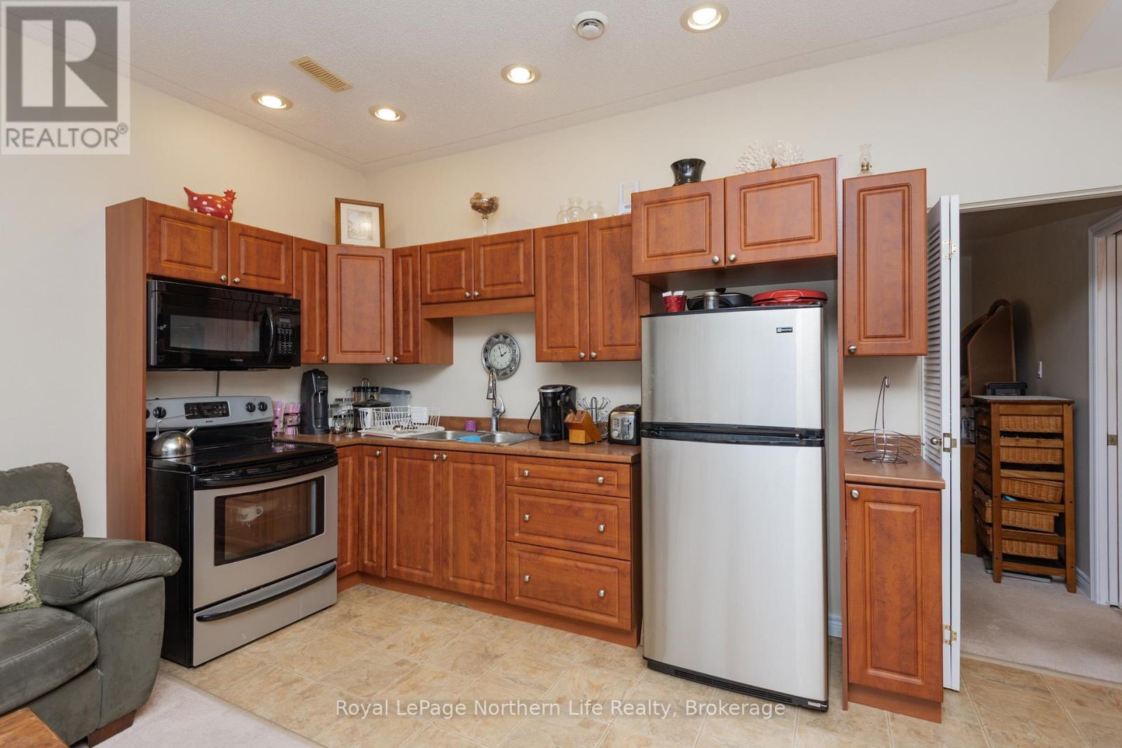 18 Killare Street, North Bay, Ontario P1A 4J2 - Photo 35 - X12552188