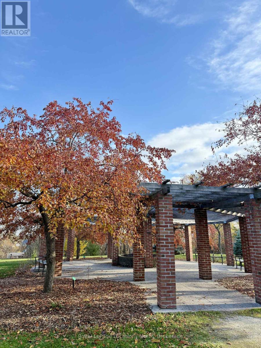 18 Hickory Street, Collingwood, Ontario  L9Y 3E4 - Photo 12 - S12552092