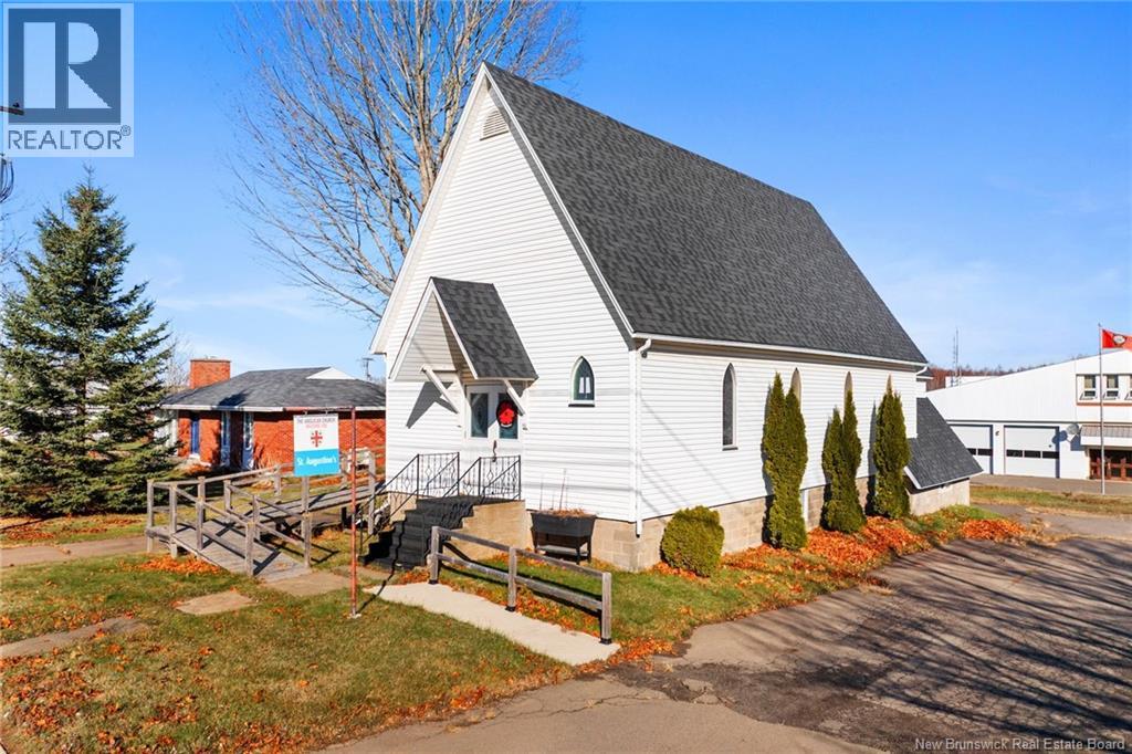 69 King Street, Grand Lake, New Brunswick  E4A 2J1 - Photo 3 - NB130260