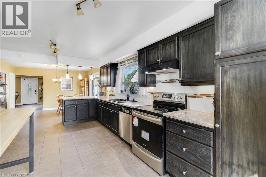 6440 Crawford Street, Niagara Falls, Ontario  L2E 5Z2 - Photo 11 - 40771463