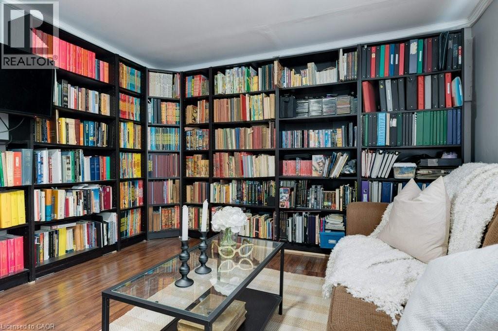 4 Trudy Court, Hamilton, Ontario  L9H 5P7 - Photo 10 - 40781655